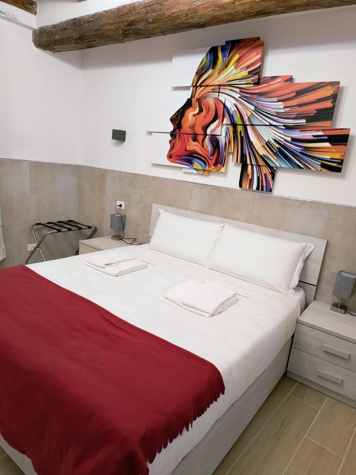 Апартаменты 50 Tourist House Bologna - Pratello - Self Check-In Экстерьер фото